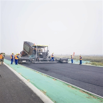 3D打印攤鋪+無人碾壓 天津公路實現智慧施工化
